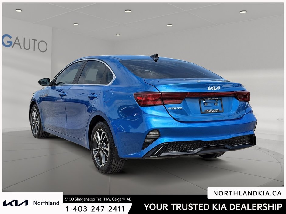 2022 Kia Forte EX-1