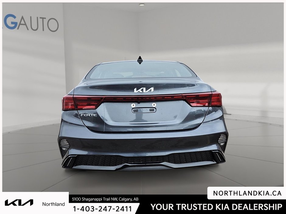 2022 Kia Forte EX+-2