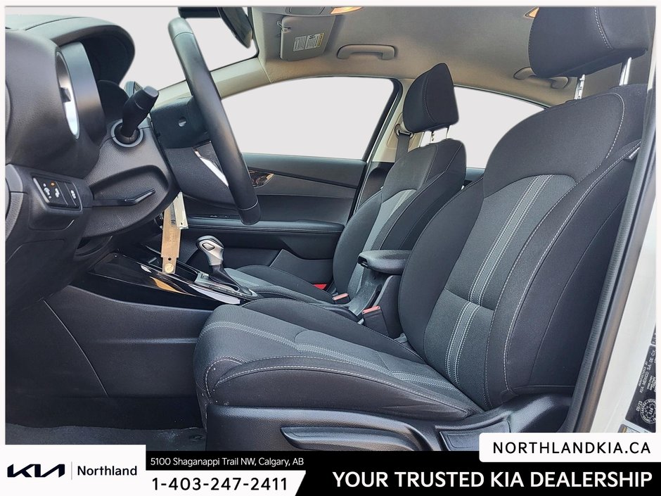 2023 Kia Forte EX-8