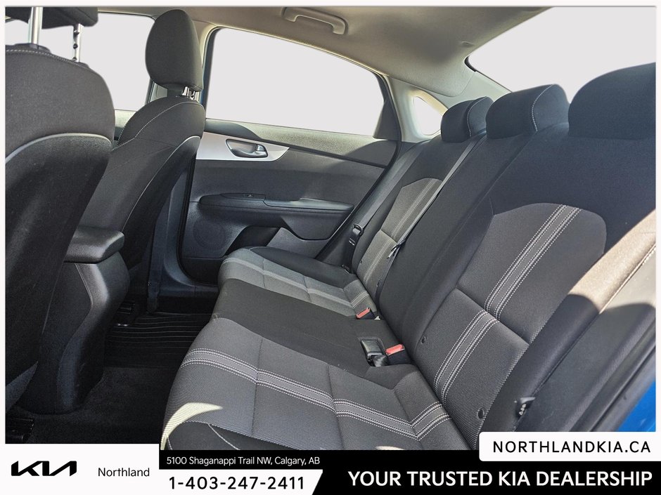 2023 Kia Forte LX-17