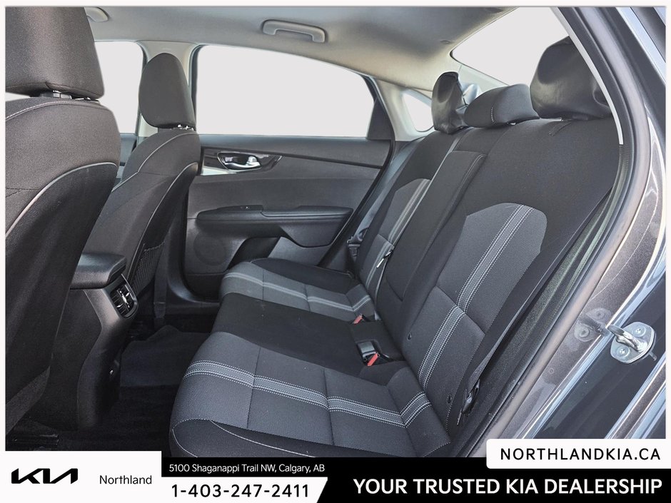 2024 Kia Forte EX-19