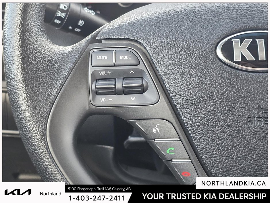 2018 Kia Forte5 LX-11