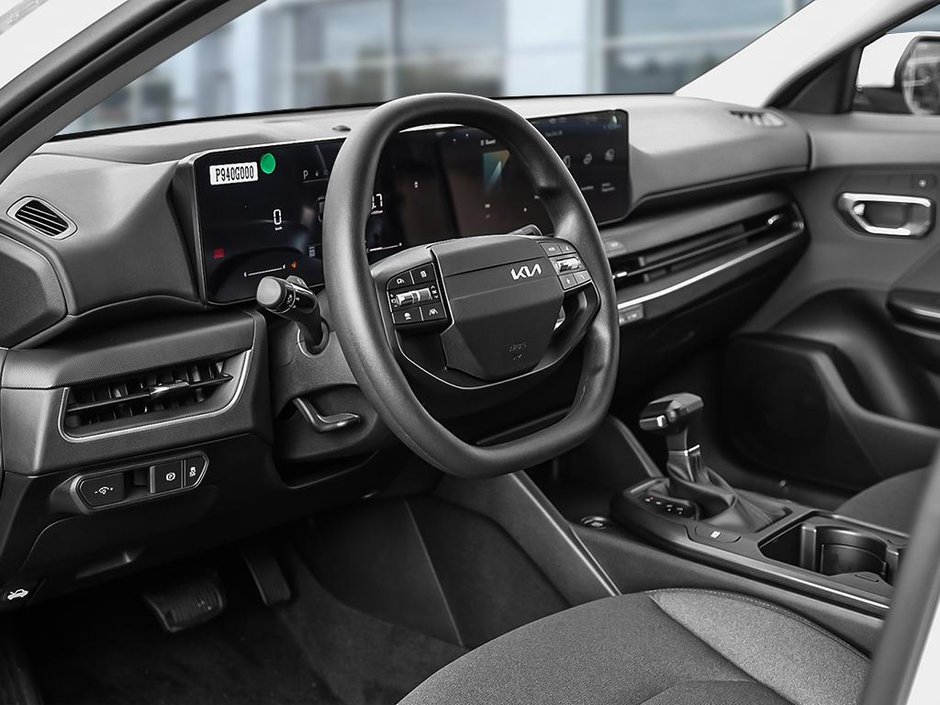 2025 Kia K4 LX-11