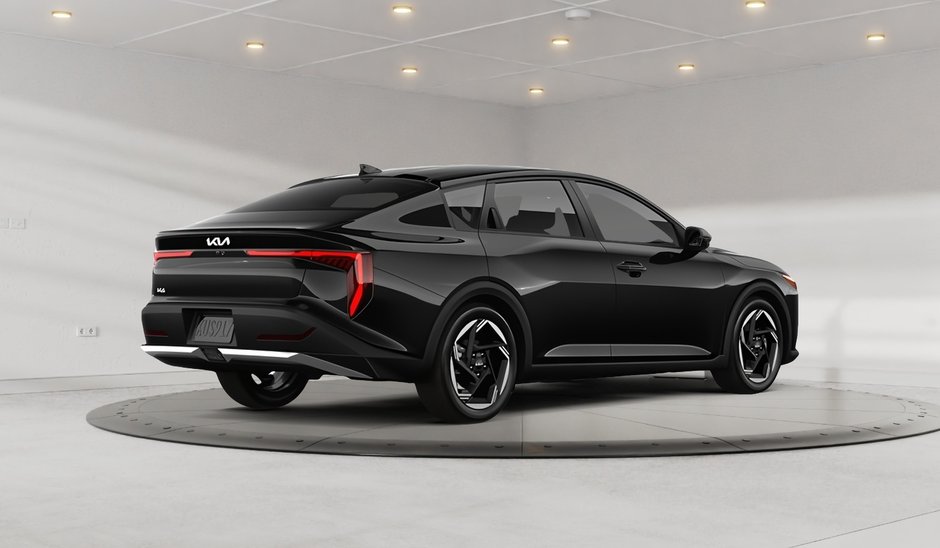2026 Kia K4 EX-2