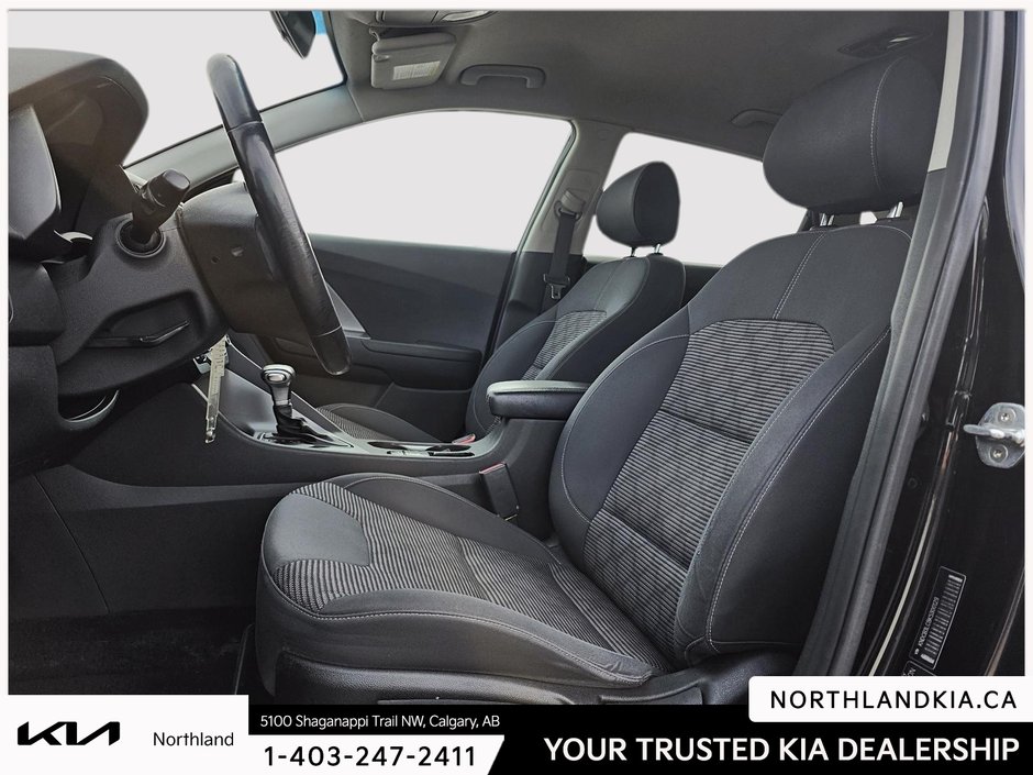 2019 Kia Niro L-8