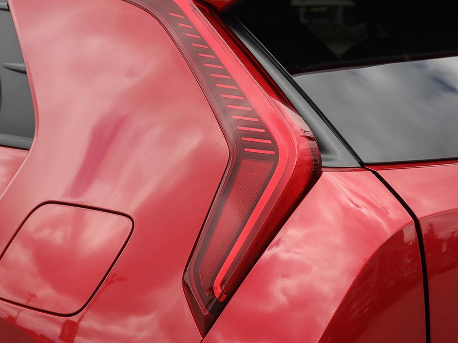 2026 Kia Niro HEV EX-10