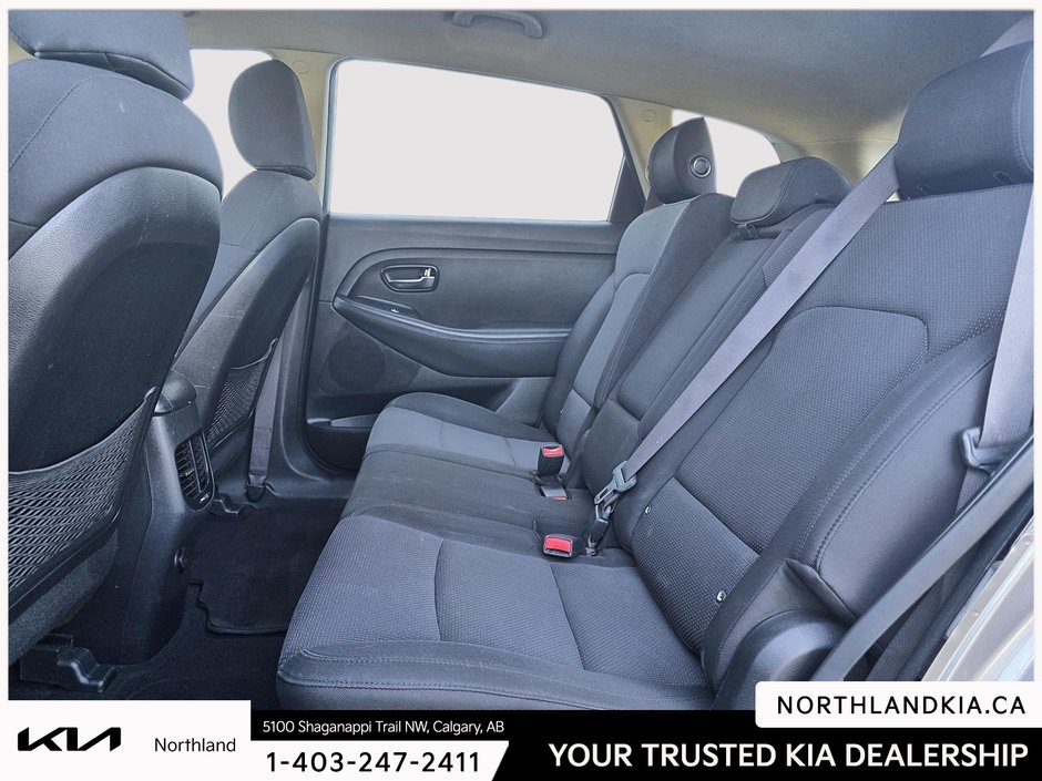 2014 Kia Rondo LX-17