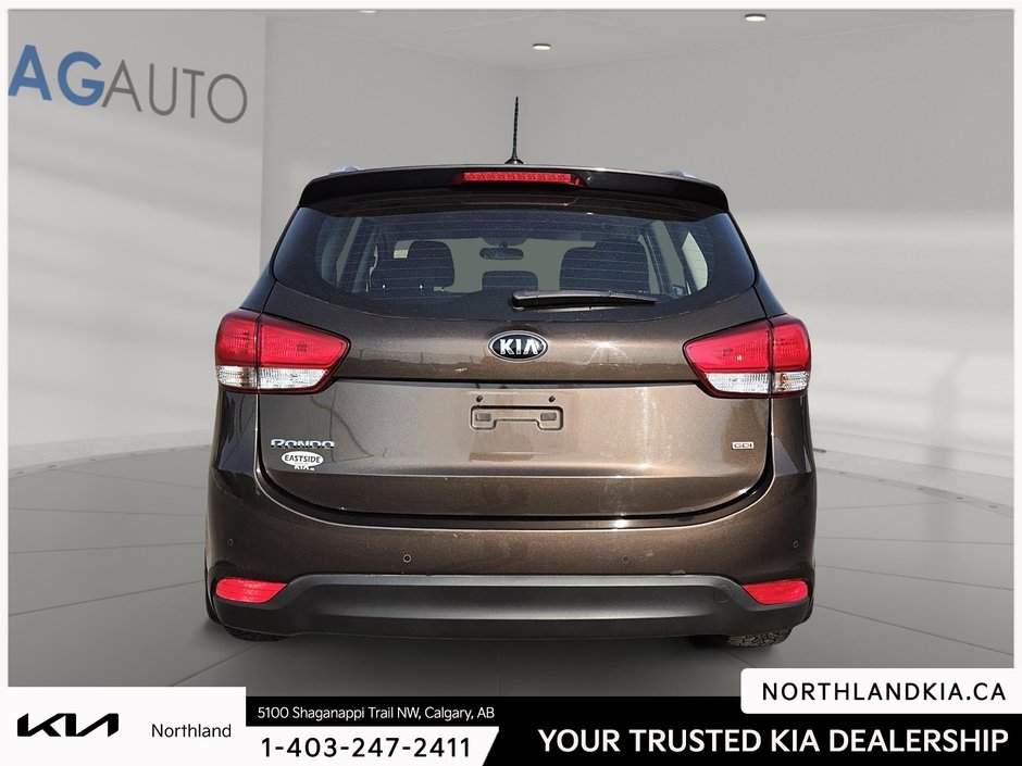 2015 Kia Rondo LX-2