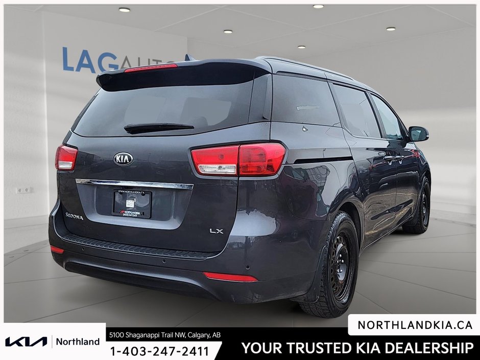 2015 Kia Sedona LX-3
