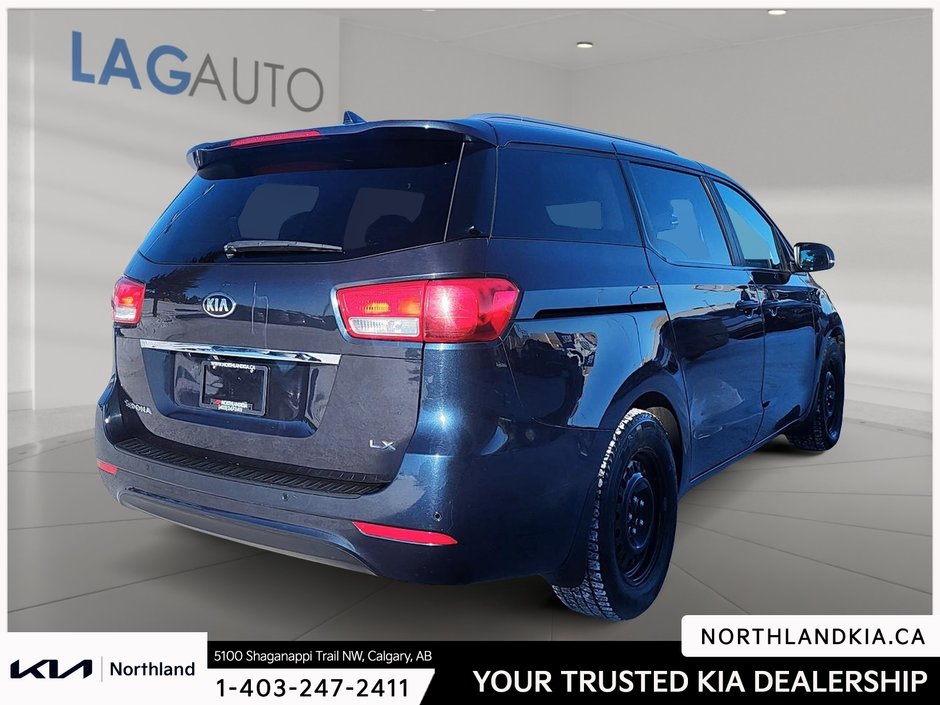 2017 Kia Sedona LX-3