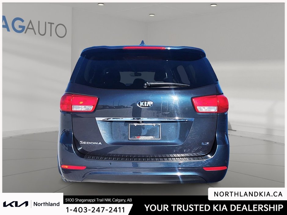 2017 Kia Sedona LX-2