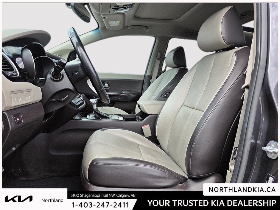 2017 Kia Sedona SXL-9