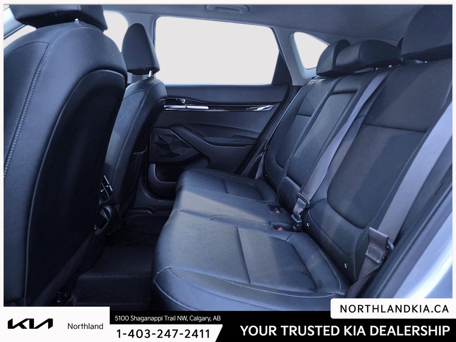 2023 Kia Seltos EX Premium-17