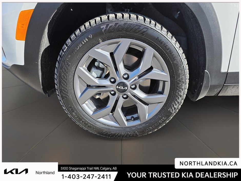 2025 Kia Seltos EX-6