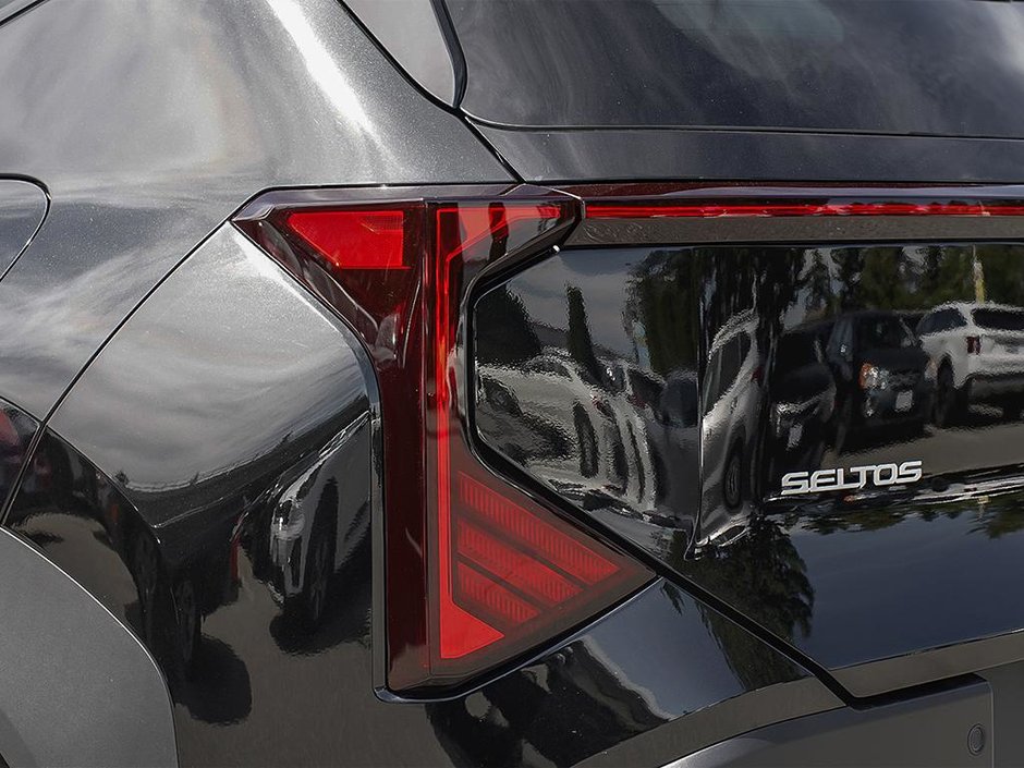2027 Kia Seltos LX FWD-10