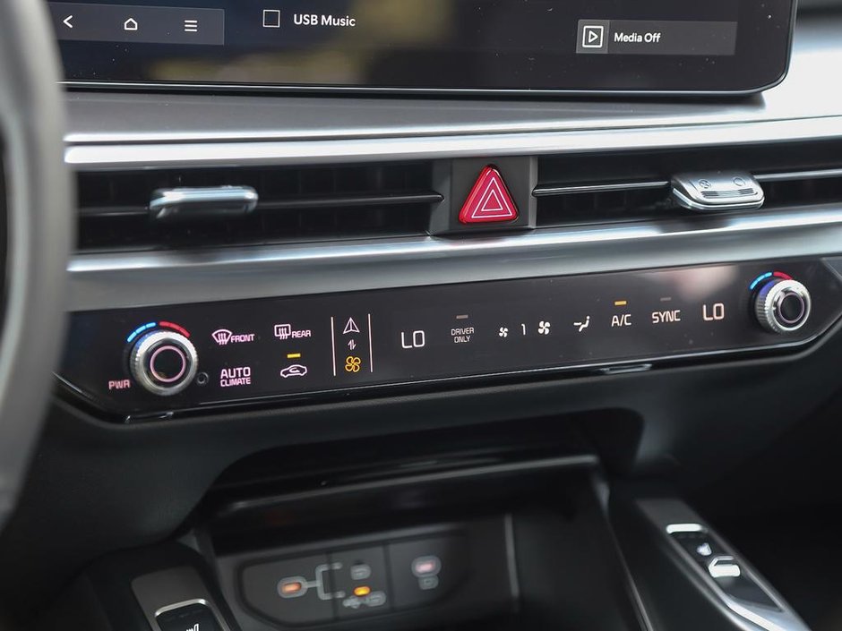 2026 Kia Sorento PHEV LX AWD-23