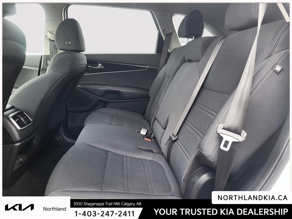 2019 Kia Sorento LX-17