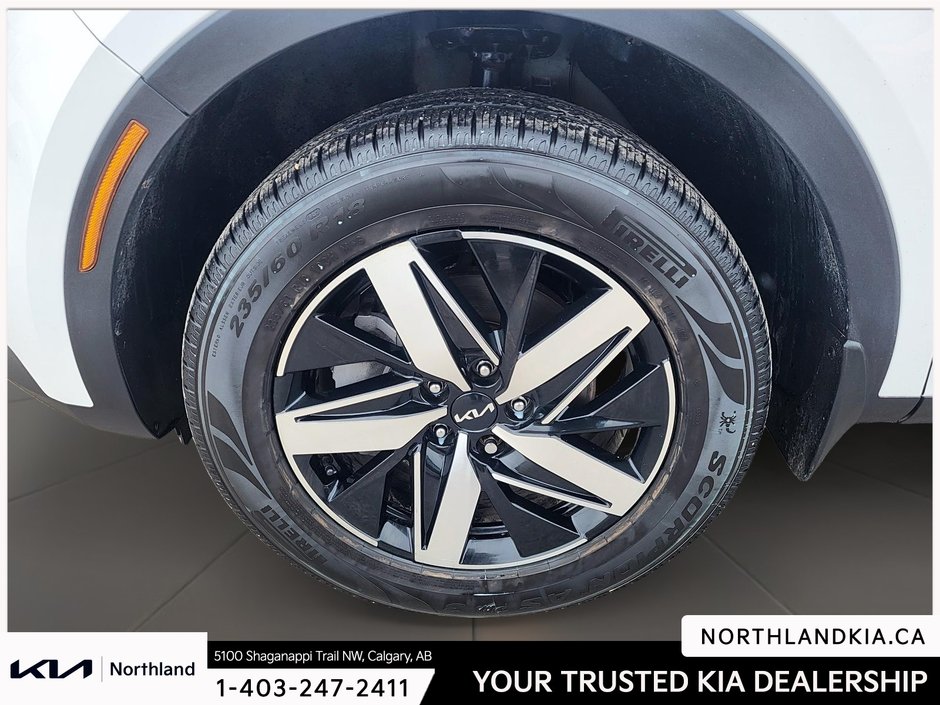 2022 Kia Sorento LX-6