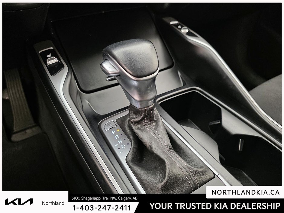 2022 Kia Sorento X-Line-16