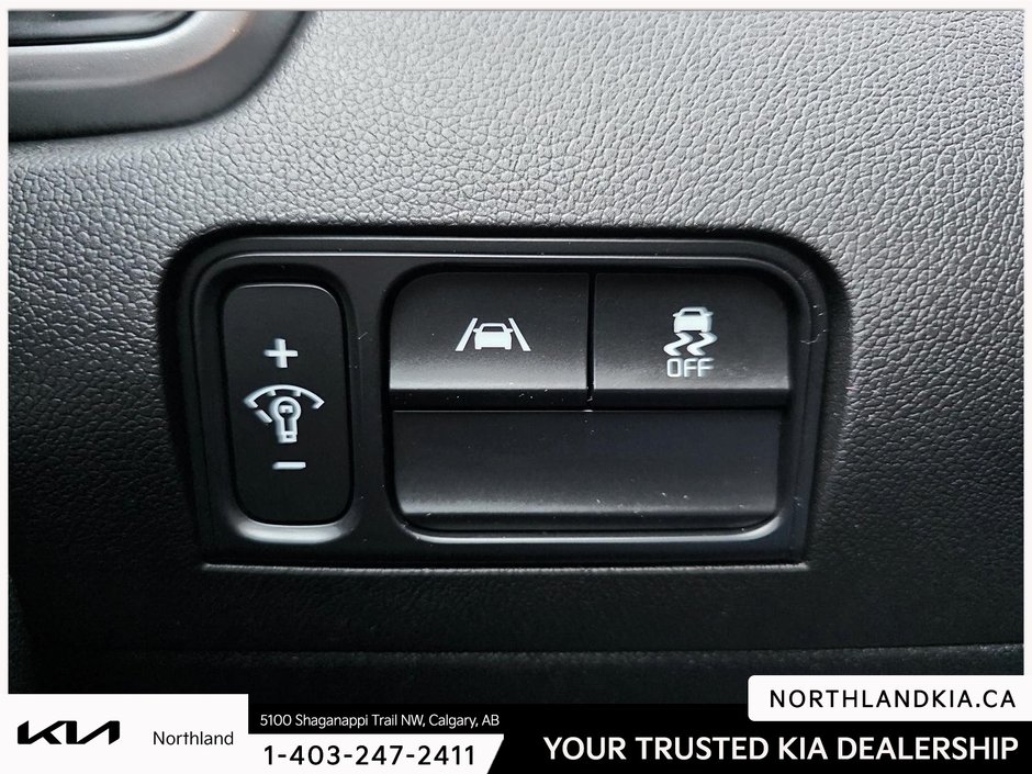 2022 Kia Sorento LX Premium-7