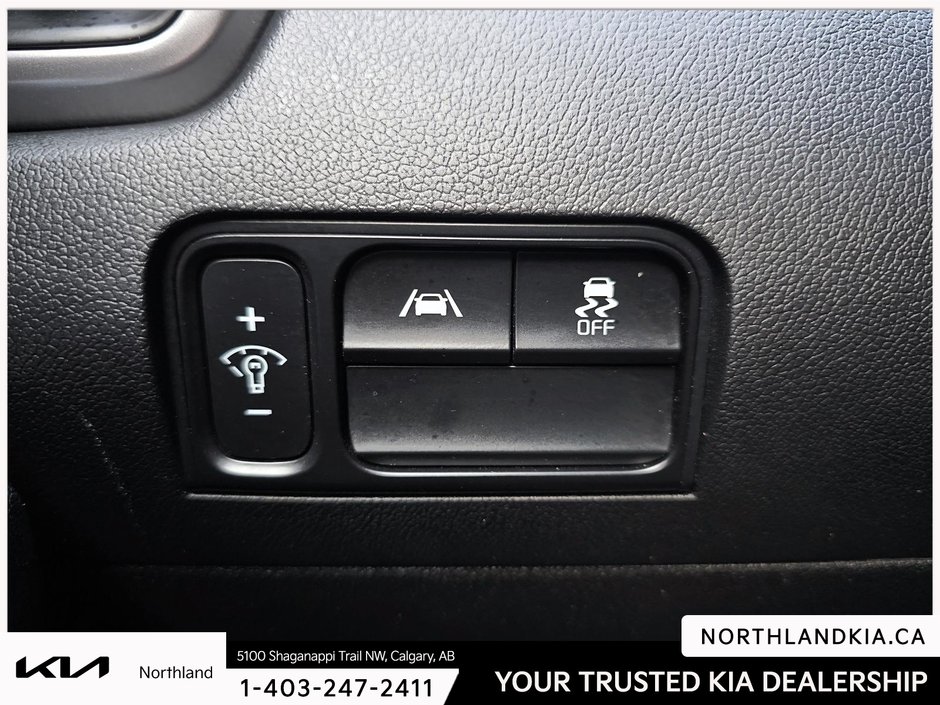 2023 Kia Sorento LX-8