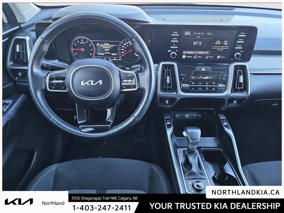2023 Kia Sorento LX Premium-11