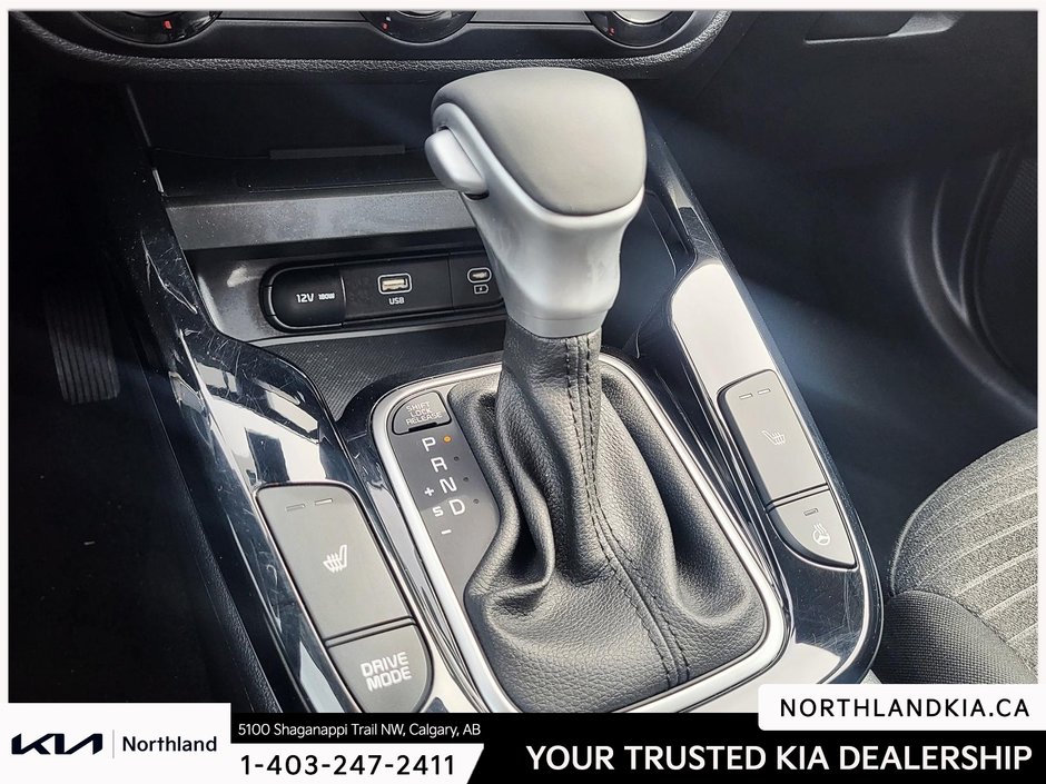 2024 Kia Soul EX-12