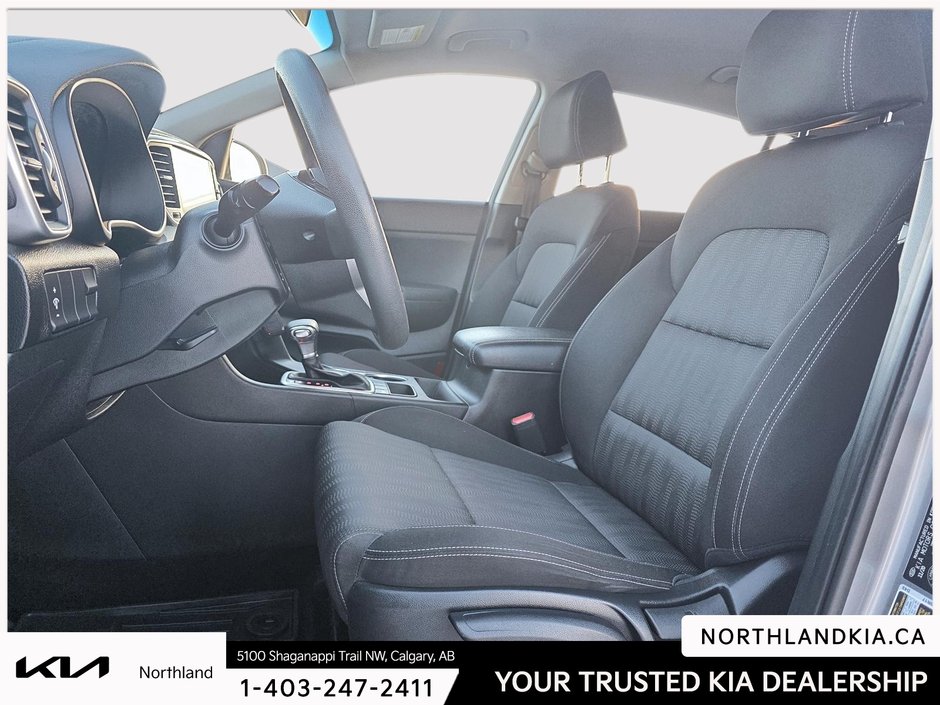 2021 Kia Sportage LX-8