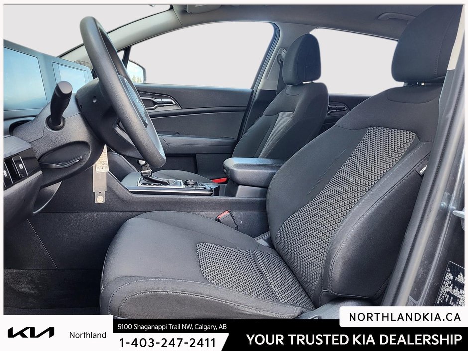 2023 Kia Sportage LX-8