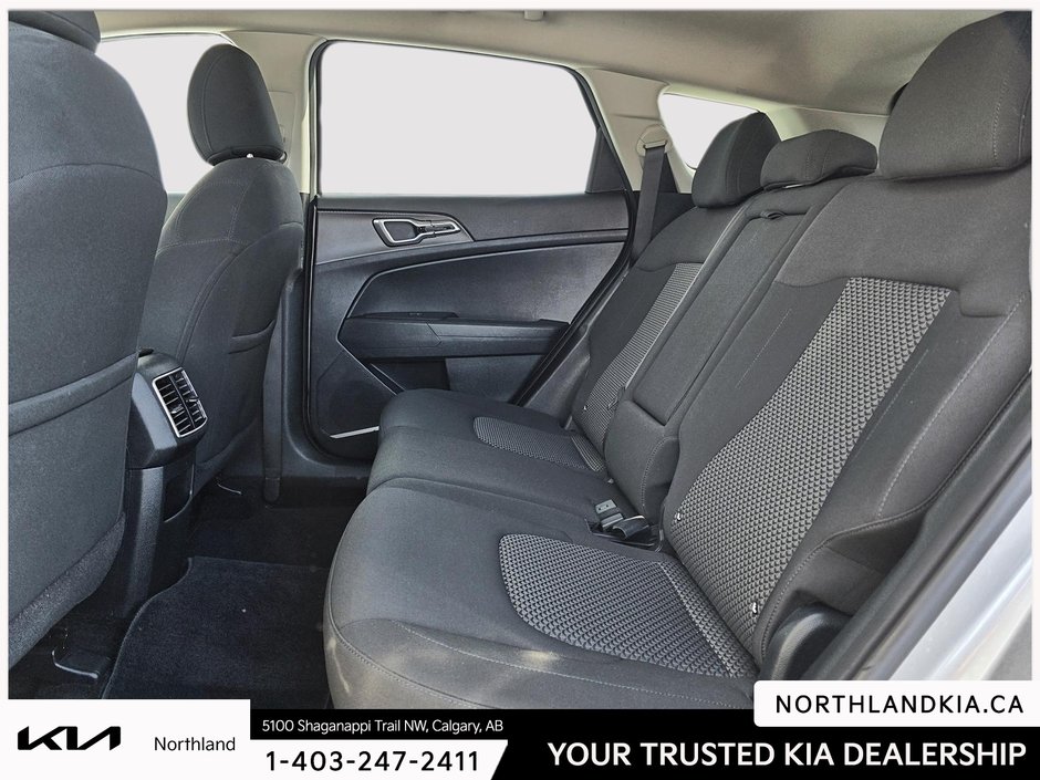 2023 Kia Sportage LX-17