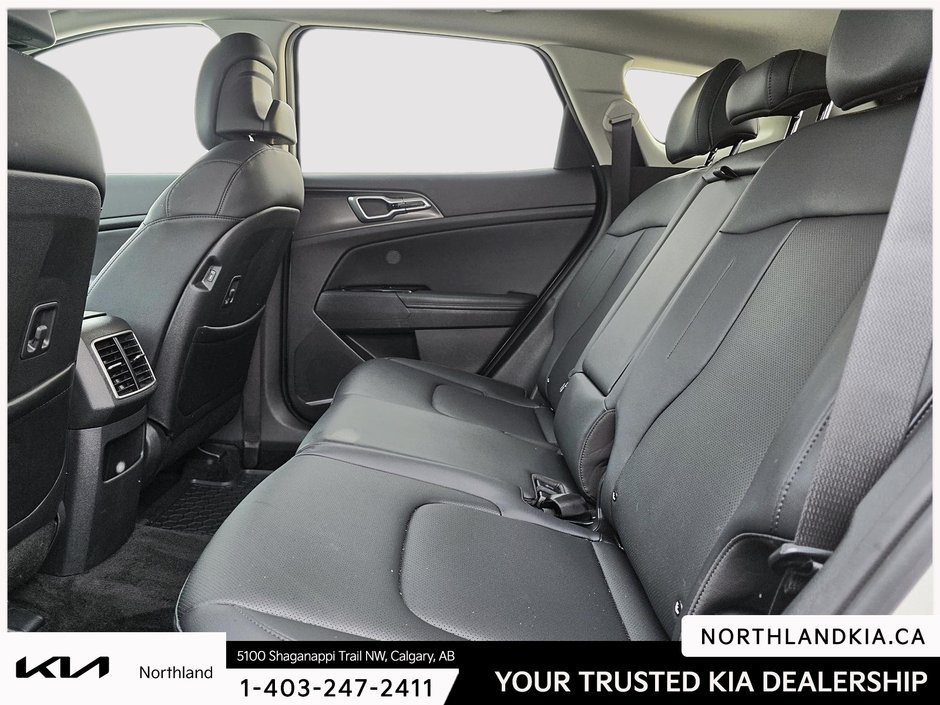 2025 Kia Sportage EX-17