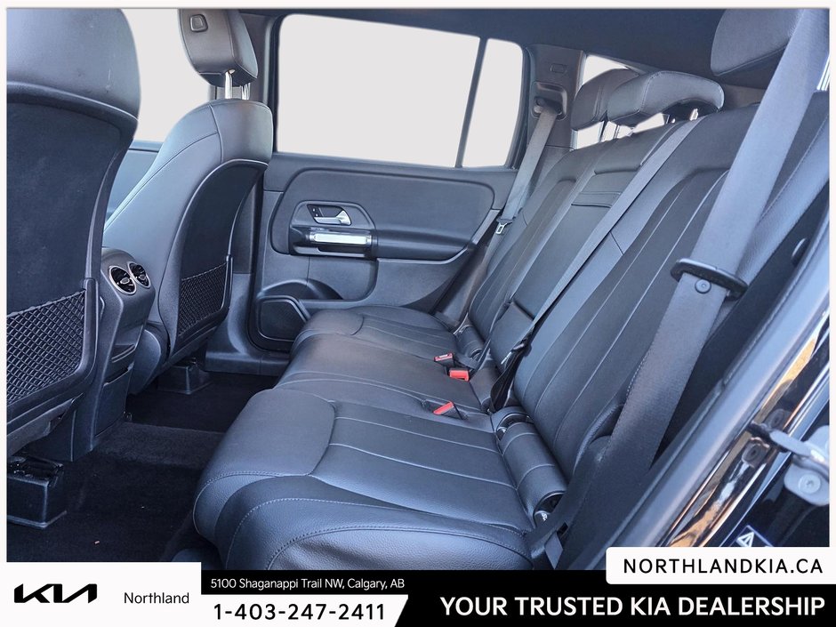 2023 Mercedes-Benz GLB 250-14