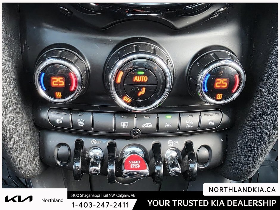 2017 MINI Cooper Base-11