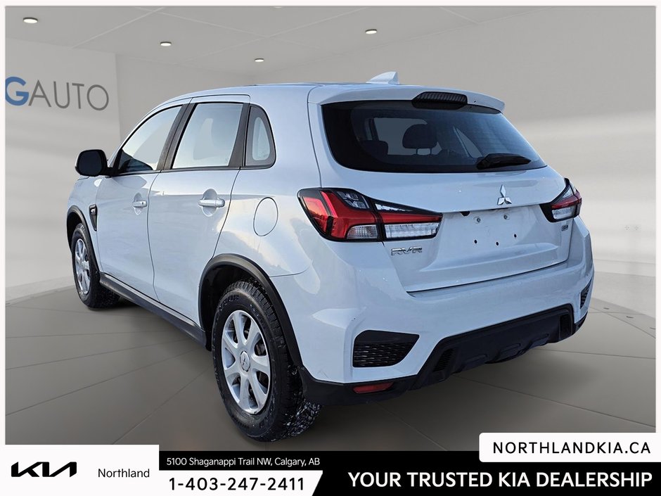 2021 Mitsubishi RVR ES-1