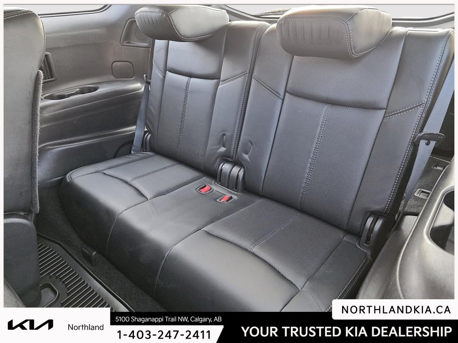 2015 Nissan Pathfinder S-18