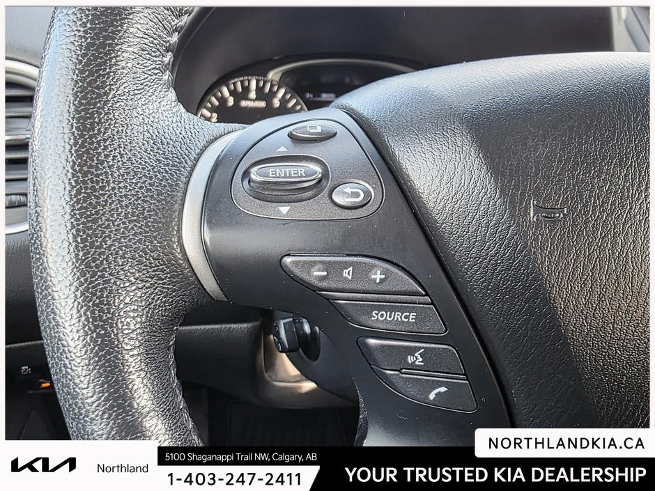 2015 Nissan Pathfinder S-10