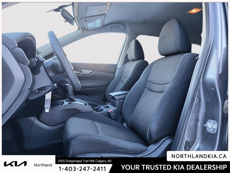 2017 Nissan Rogue S-6