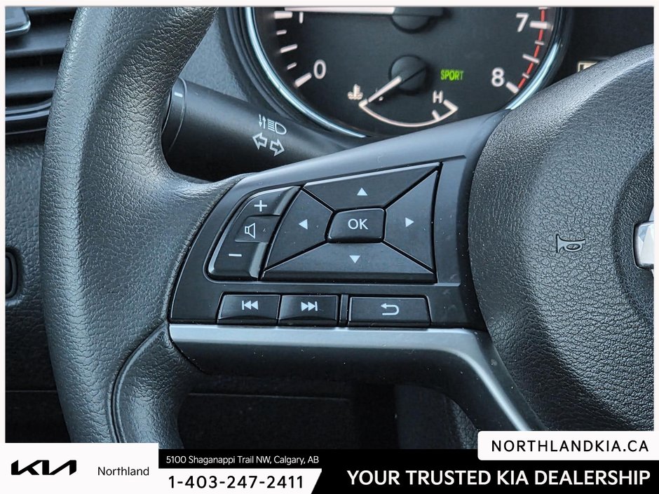 2017 Nissan Rogue S-9