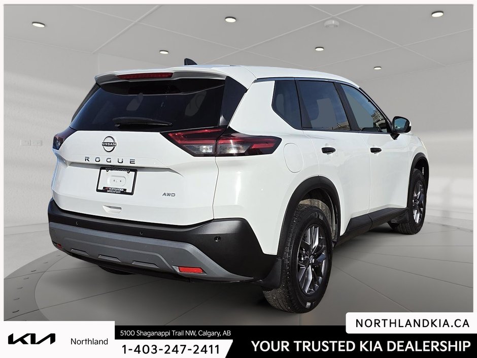 2023 Nissan Rogue S-3
