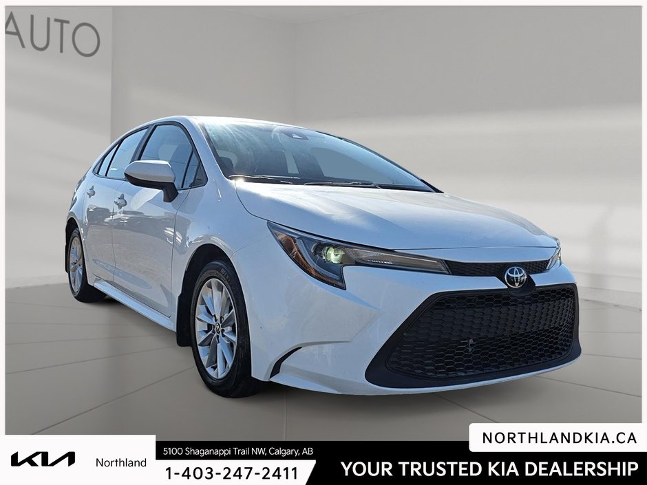 2022 Toyota Corolla LE-4