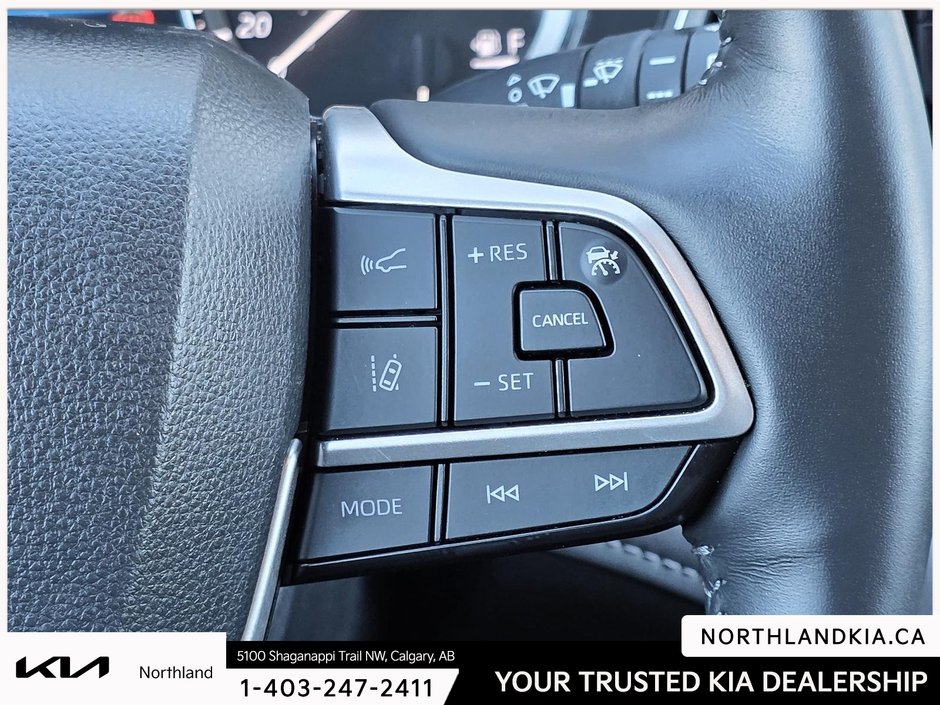 2024 Toyota Highlander XSE-13