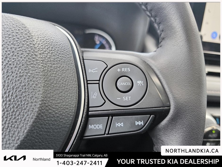 2024 Toyota RAV4 Hybrid XLE-13