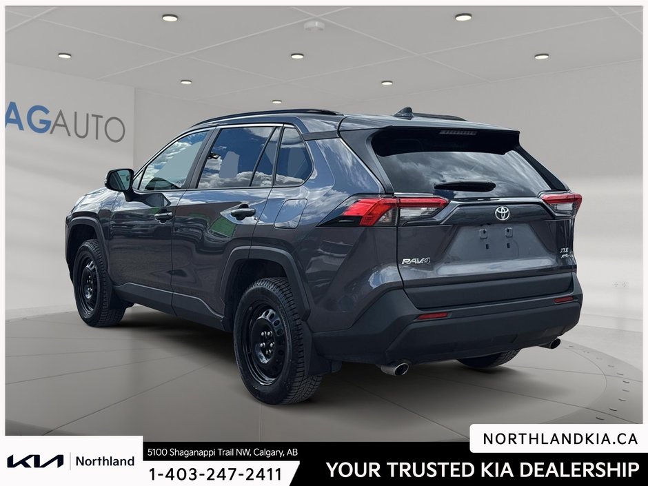 2022 Toyota RAV4 XLE-1