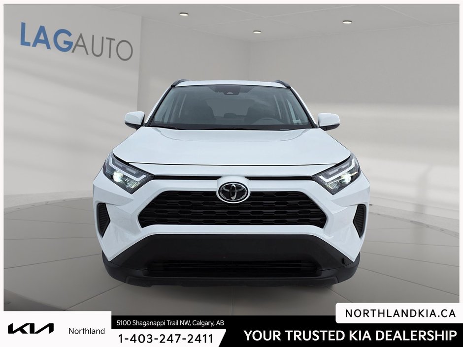 2023 Toyota RAV4 XLE-5