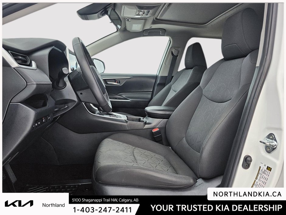 2023 Toyota RAV4 XLE-9