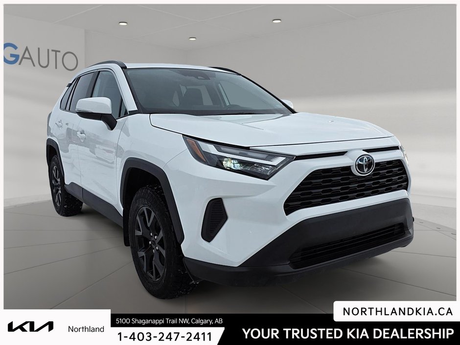 2023 Toyota RAV4 XLE-4