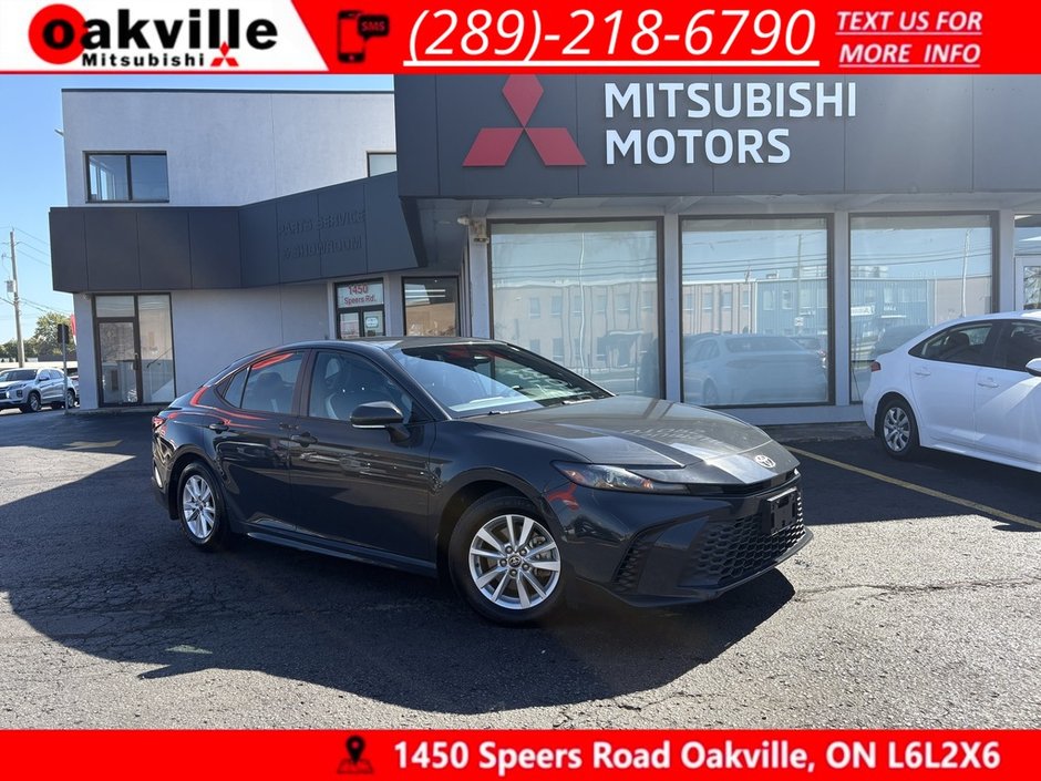 2025 Toyota Camry SE   HYBRID   LEATHER   BLIND SPOT   LANE DEPRT in Oakville, Ontario