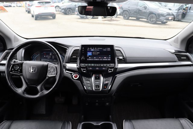 2022 Honda Odyssey Touring FWD 8-Pass | Navi | Leather Seats-9