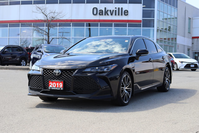 2019 Toyota Avalon XSE Lease Trade-in | Low KM | Sunroof-0
