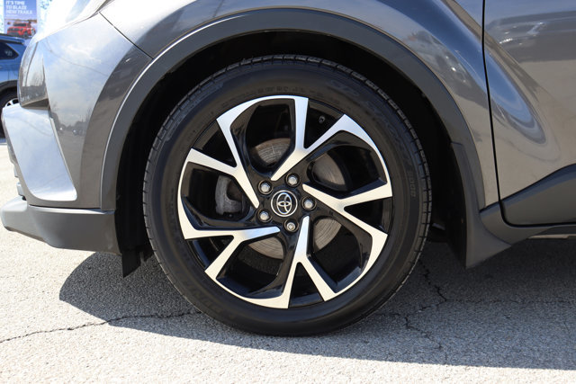2019 Toyota C-HR Limited FWD | Clean Carfax | Leather Seats-5